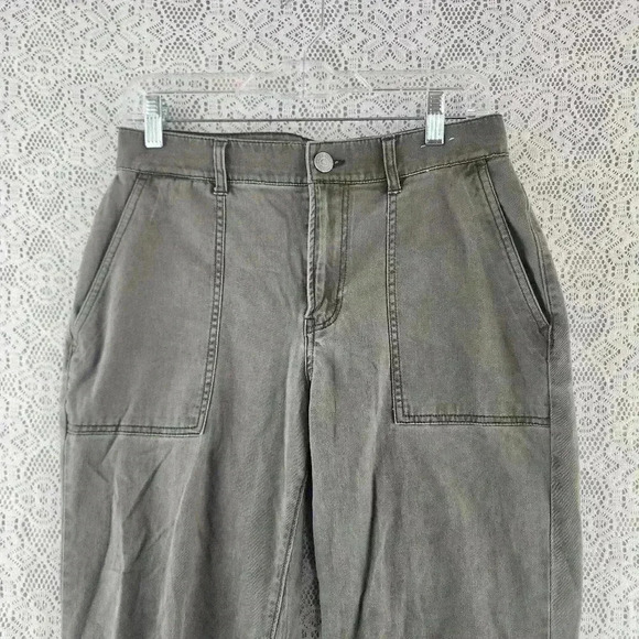 Express Crop Straight High Rise Army Green Jogger Pants Women's 4 - Picture 3 of 10